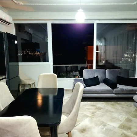 Apartment Perandori Old *