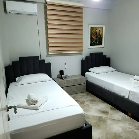 Perandori Old Apartman Vlora